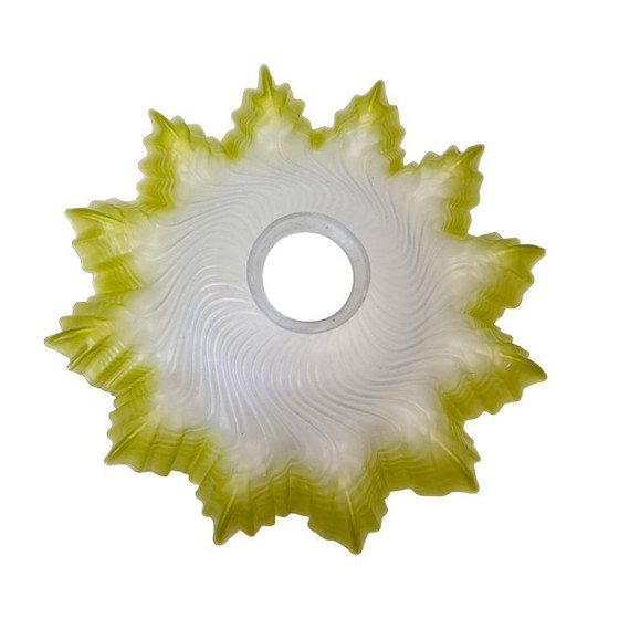 Image 1 of Franse Art Deco lampenkap matglas