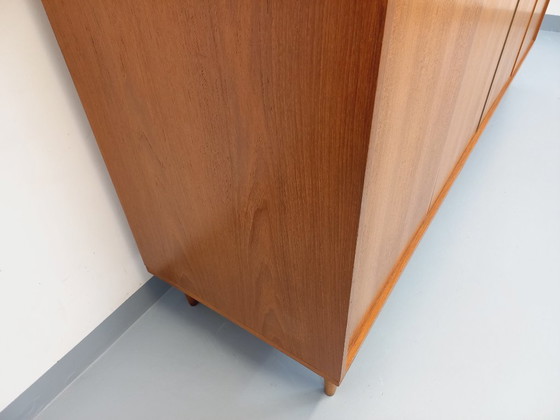 Image 1 of Armoire vintage style scandinave en teck des années 60