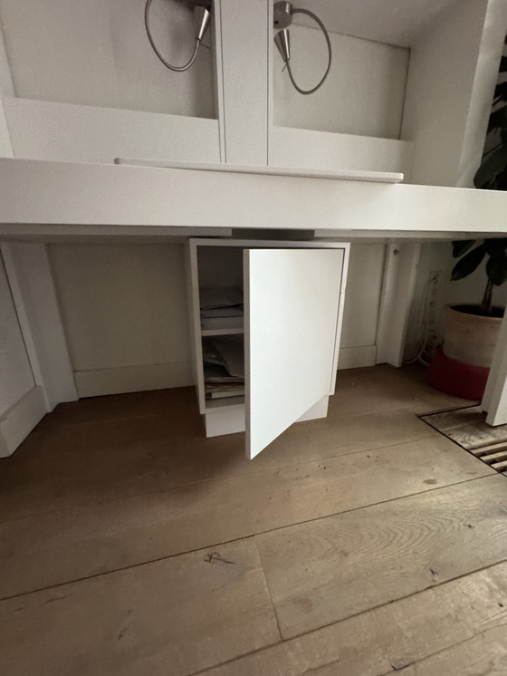 Image 1 of Boekenkast en bureau combinatie