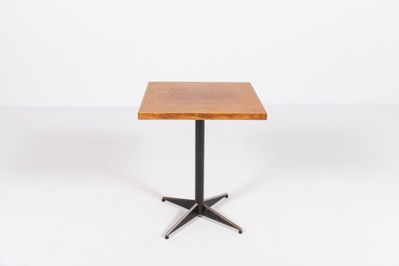 Image 1 of Mesa Shaker de diseño escandinavo, década de 1960.