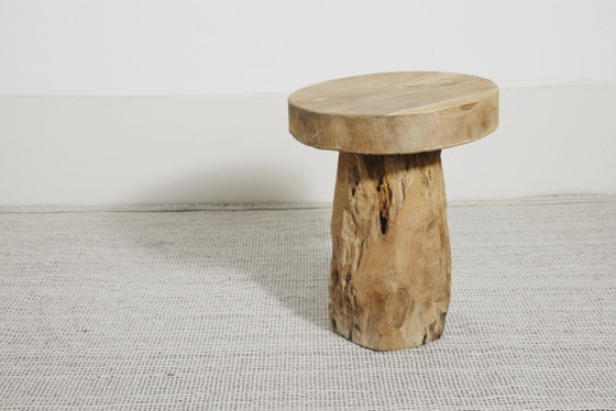 Taburete de Raíz de Teca, Mesa Auxiliar Escultórica de Madera Natural, Soporte Rústico Orgánico Wabi Sabi de (foto 4 de 16)
