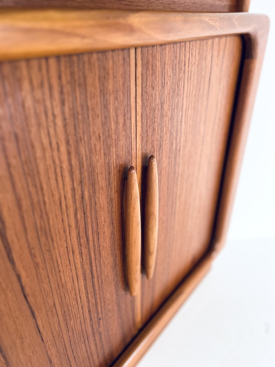 Image 1 of Vitrine d'angle vintage en teck, Dyrlund '70s