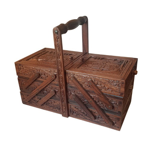 Art Deco naaidoos van Indiaas palissanderhout, Indonesië, jaren 1930 – opbergkast, Wood
