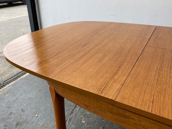 Image 1 of Grande table de salle à manger Mid Century par Schreiber Furniture