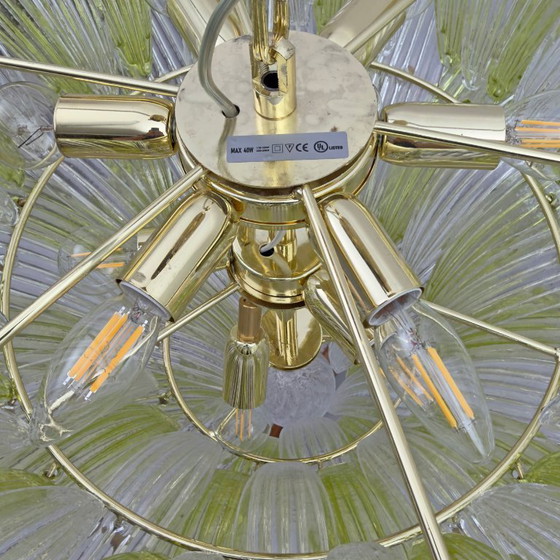 Image 1 of Kroonluchter met palmetmotief van Murano-glas uit het midden van de 20e eeuw, in groen en helder glas, Italië.