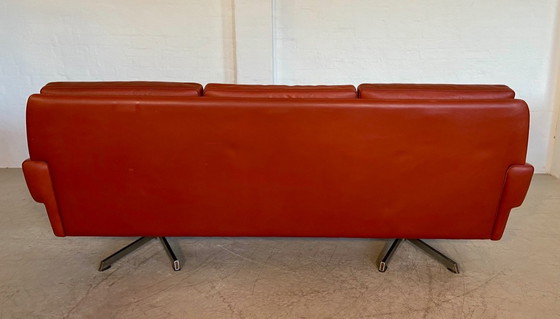 Image 1 of CANAPÉ 3 PLACES SVEND SKIPPER VINTAGE DANOIS EN CUIR COGNAC ET CHROMÉ