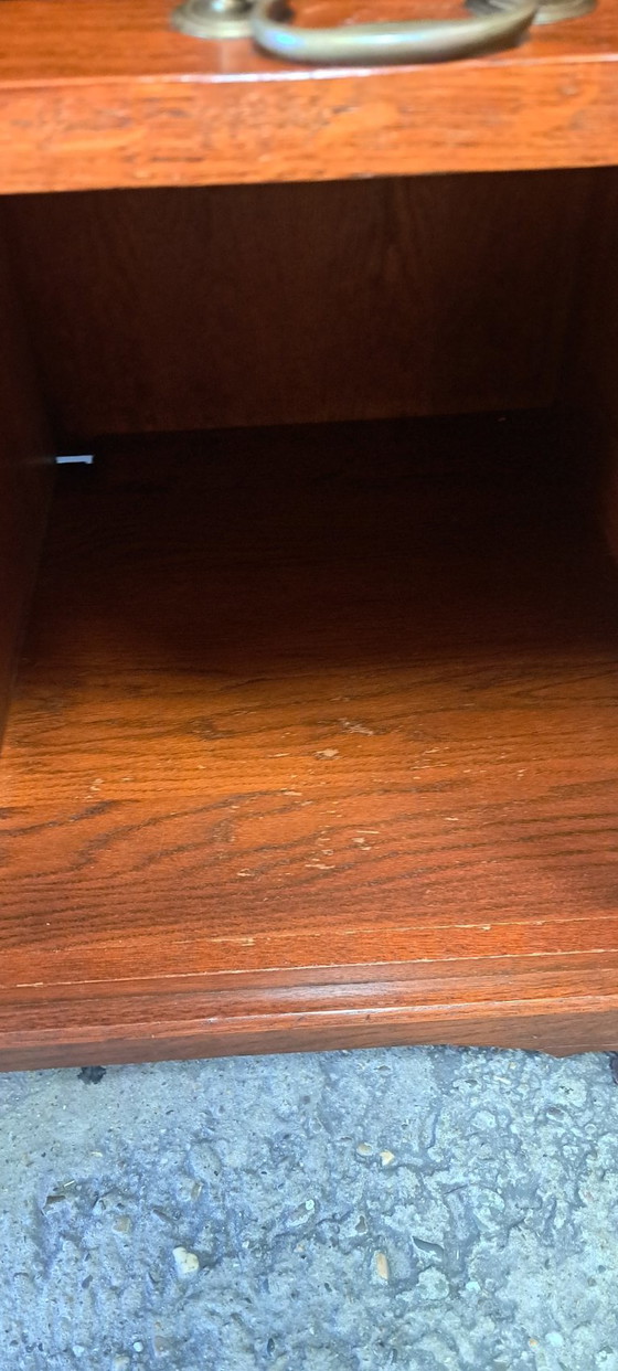 Image 1 of Mooie stijlvolle klassieke TV kast in warme kersenkleur