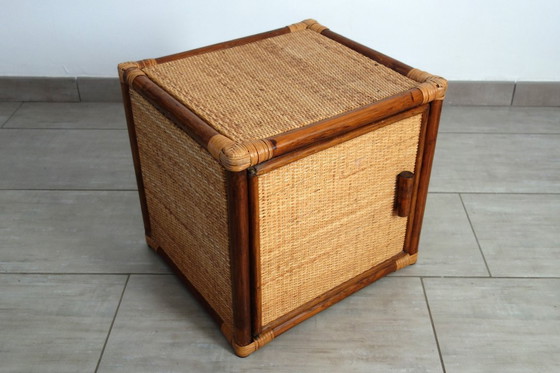 Image 1 of Piccolo cubo di mobili in rattan vintage