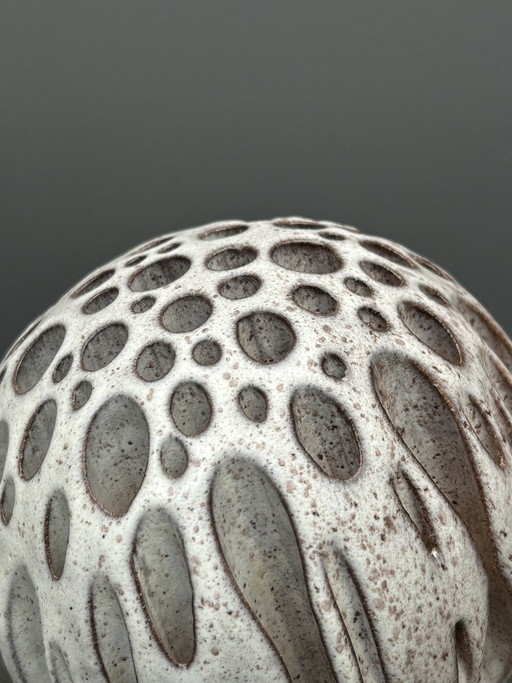 Scultura in ceramica “Sfera” di Alessio Tasca - anni '70