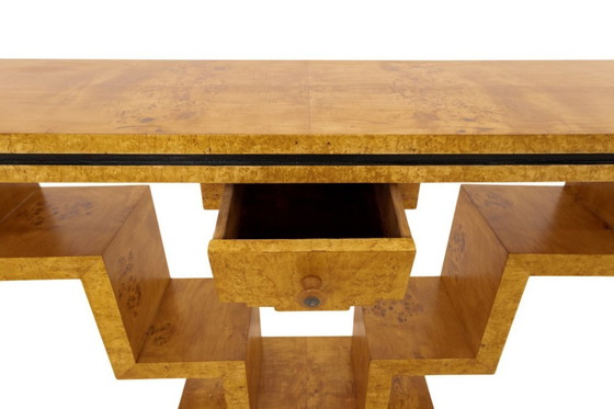 Image 1 of Console géométrique en ronce de noyer de style Art Déco.