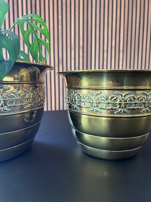 Macetas de latón de RIO Tiel, fabricadas en Holanda.