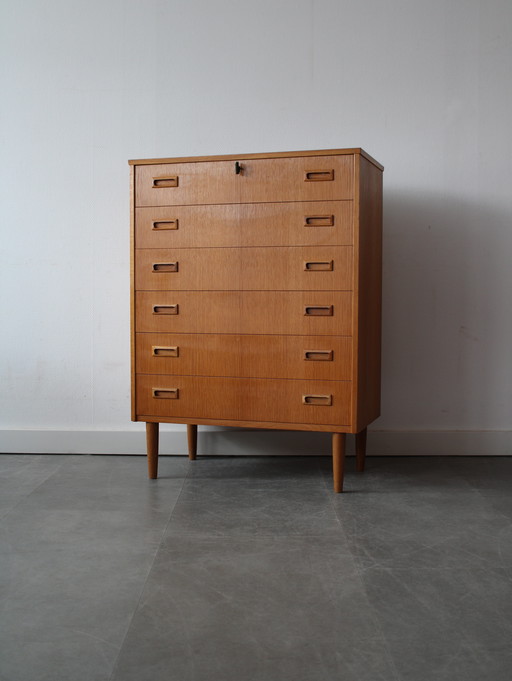Vintage dänische Kommode aus Eiche
