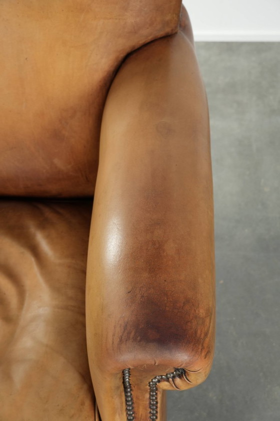 Image 1 of Beautiful and comfortable armchair made of cowhide leather with a characterful and charming English look.