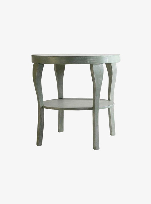 Antieke tafel met bloemenpatroon