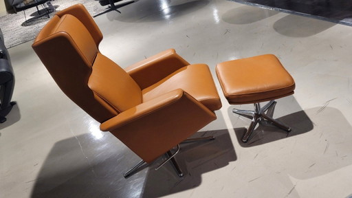 Fauteuil Odense + Poef – Berg Furniture (photo 2 of 9)