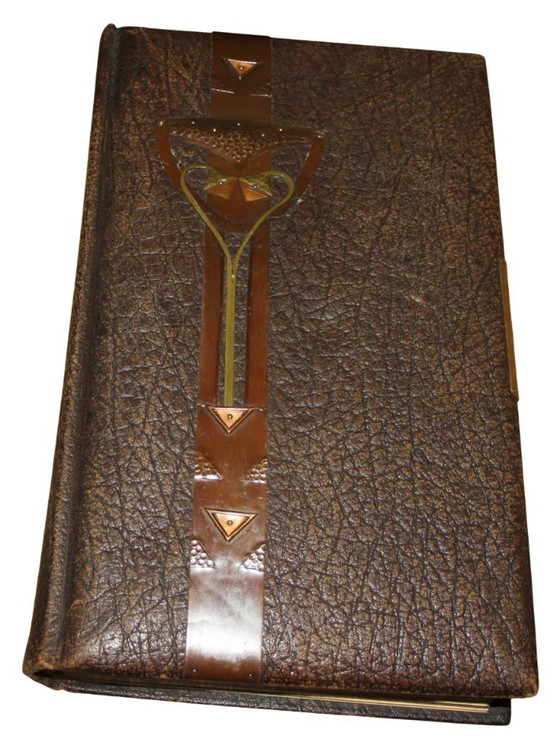 Antiek Art Nouveau leren fotoalbum met koperen beslag. – Decoratieve objecten, Other (photo 4 of 5)
