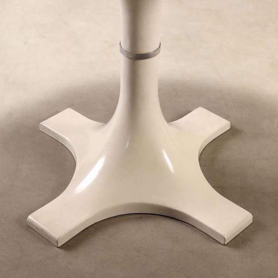 Kartell table from the 1960s – Dining tables, Plastic (photo 6 of 10)