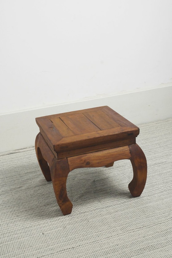 Hardhouten opiumkrukje/tafel, Aziatische lage bijzettafel, handgemaakte plantenstandaard van massief – Wood (photo 2 of 15)