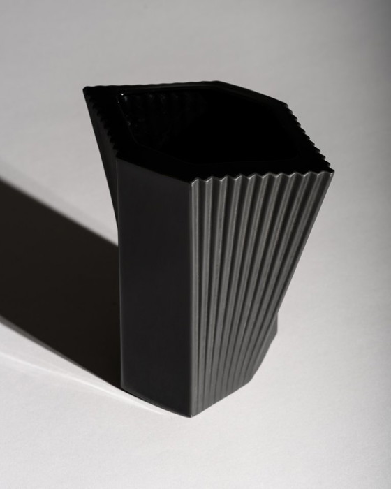 Image 1 of Black Porcelain Vase Duo Wolf Karnagel & Sami Wirkkala for Rosenthal, 80s–90s