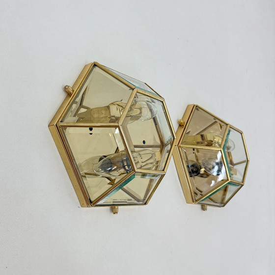 Image 1 of Set di 2 lampade da parete esagonali di Sothis, Italia anni '80