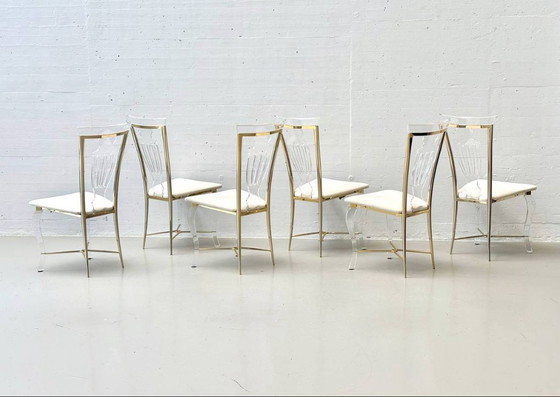 Image 1 of Set: 6 Stühle aus Acrylglas mit Messingdetails von Vereinigte Werkstätten, 1980er Jahre