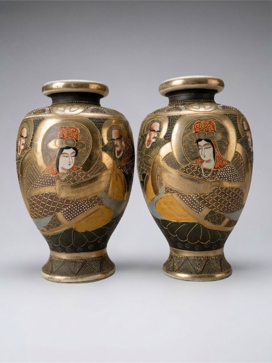 Image 1 of Pair of early 20th-century Satsuma Japanese vases – polychrome and gilt decoration with figures – workshop signature – 31 cm