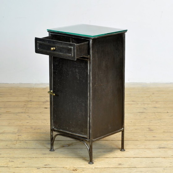 Image 1 of Set nightstands, 1900’s
