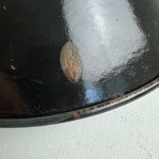 Image 1 of Lampada a sospensione industriale antica, smaltata, per officina.