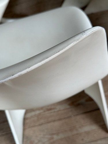 Sedie Kangourou bianche vintage di Ernst Moeckl – Chaise longue, Space Age (photo 6 of 28)