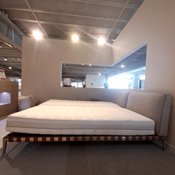 Image 1 of Flexform Gregory bed - 200x185