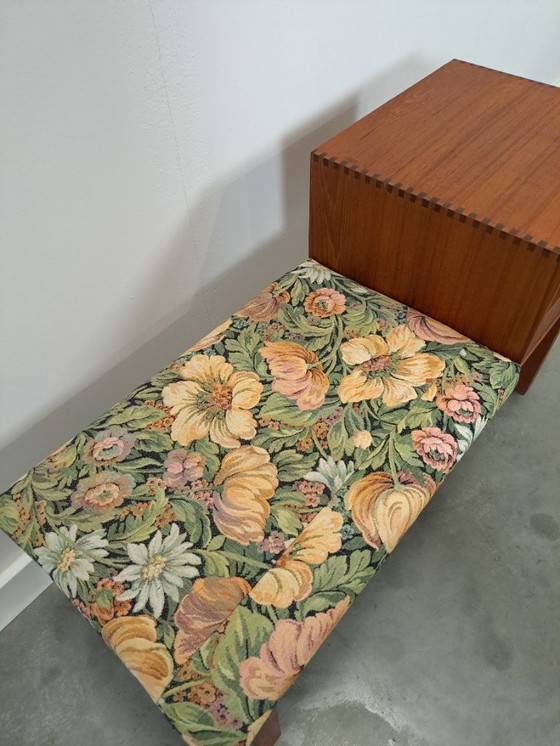 Image 1 of Banc de salle en teck de Suède