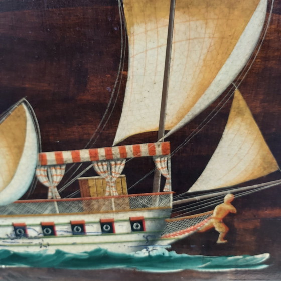 Image 1 of Deux magnifiques navires peints à l'huile sur de vieilles planches de bois.