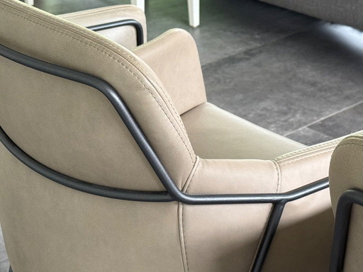 4 Tough and stylish leather (dining) chairs