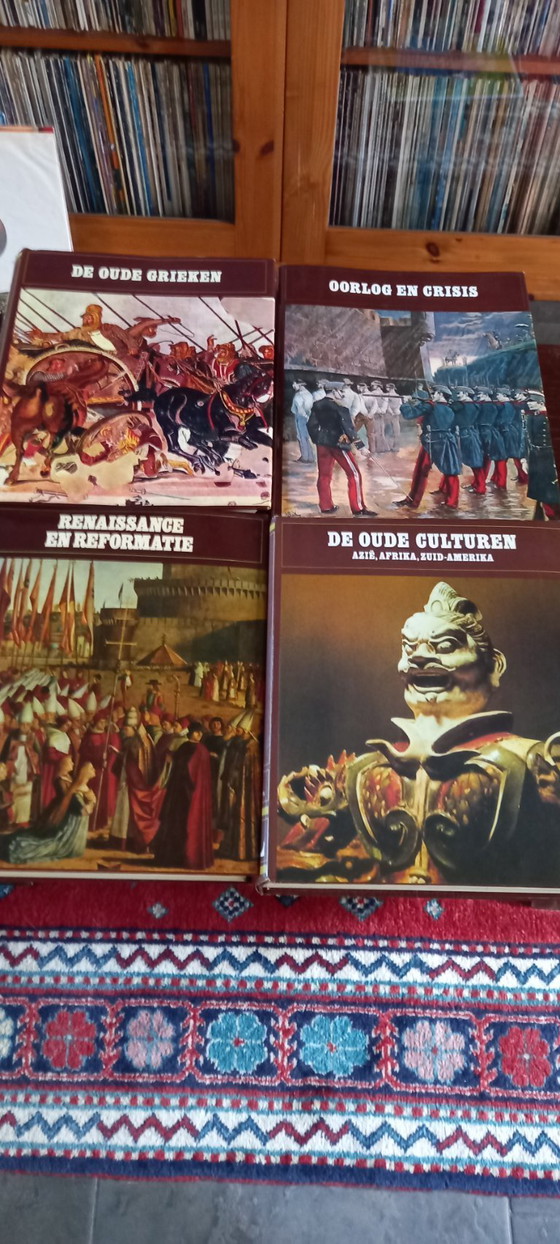 Image 1 of 4 historical reference works of 7000 years of world history