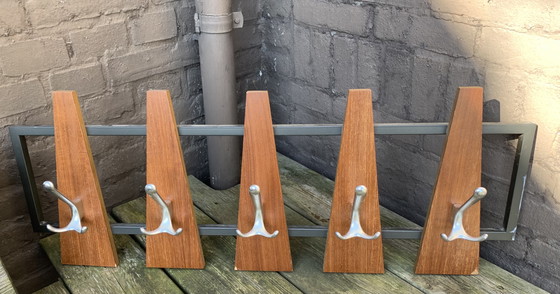 Image 1 of Porte-manteau rétro années 70