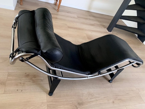 Image 1 of Elegante Chaise Longue in LC4-stijl | Zwart Leer