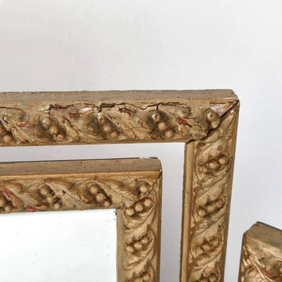 Image 1 of Specchio trittico vintage anni '50 in legno intagliato con lacca dorata, anni '50, autoportante
