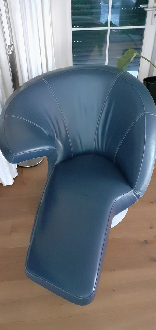Leolux swivel armchair parabolica