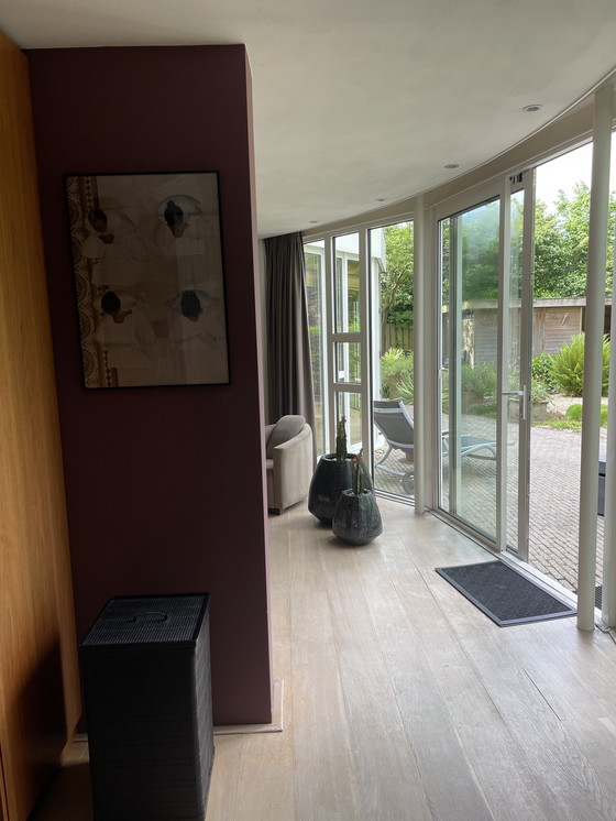 Image 1 of 2 macetas