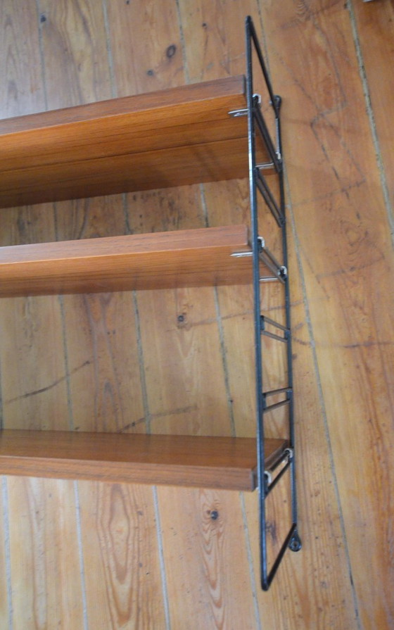 Image 1 of Scaffale String in teak danese di metà secolo