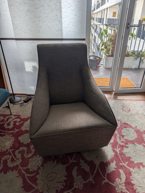 OPPORTUNITY Design Classic: Molteni&C, Doda Armchair – Textile (photo 5 of 5)