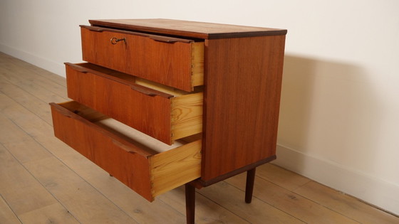 Image 1 of Vintage Deense ladekast | Teak | 3 lades