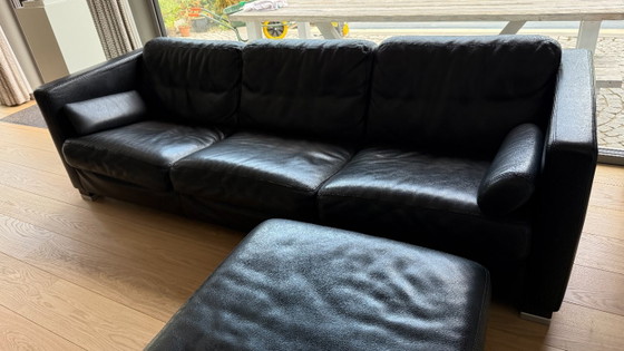 2 Canapés Intemporels en Cuir par Durlet, Modèle Rendez Vous – Leather, Wood (photo 2 of 9)