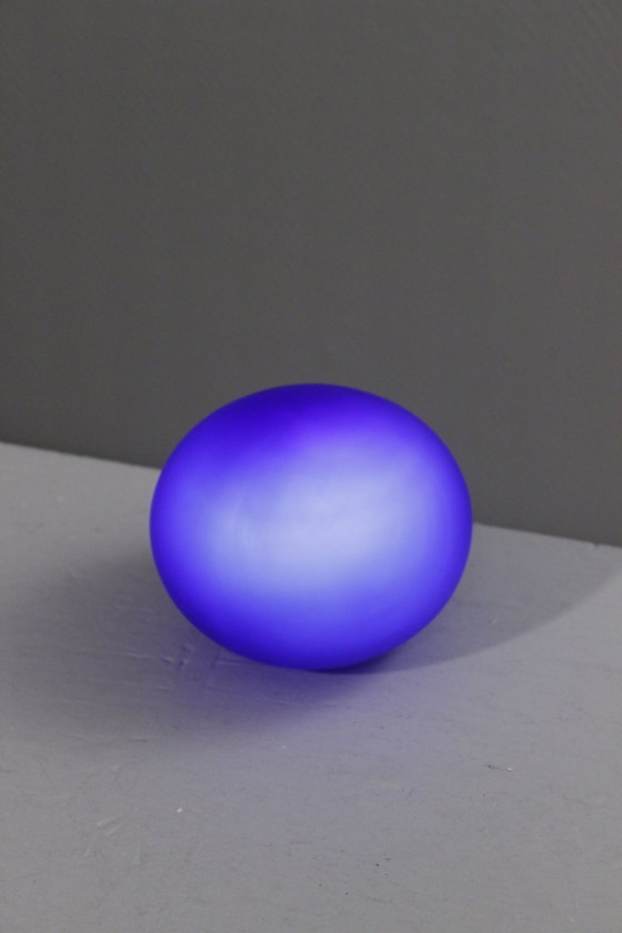 Image 1 of Habitat Lampe Pebble vintage verre bleu cobalt design 2001