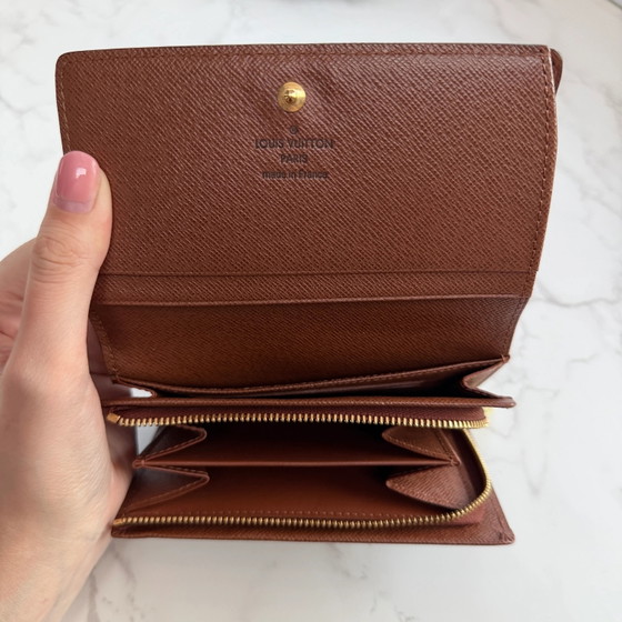 Portefeuille Louis Vuitton Monogram bi-fold – Portefeuilles & petite maroquinerie (photo 13 of 17)