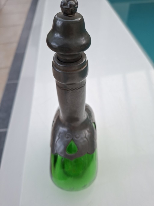 Fles met tinnen hals