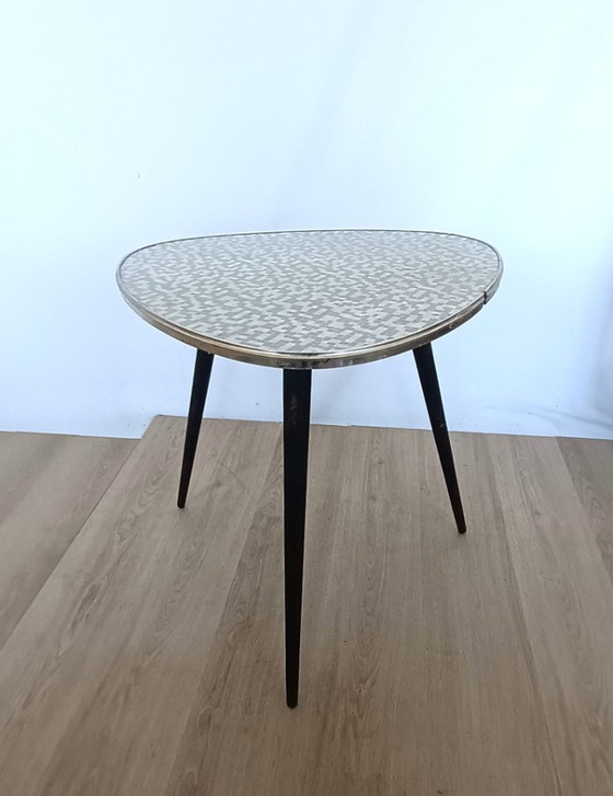 Image 1 of Grote Vijftiger Jaren Bijzettafel