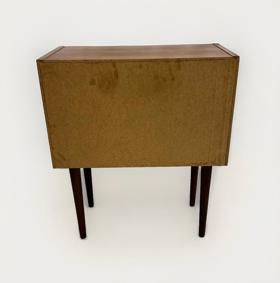 Image 1 of Commode en teck vintage Danish Design des années 1960