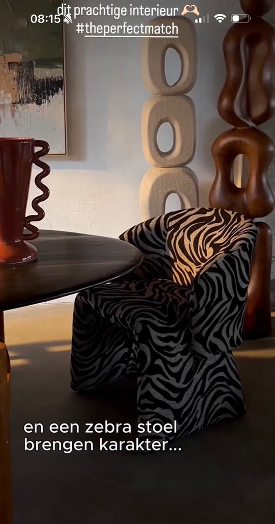 Image 1 of 3 pieces, as new, Mid Century Style tulip-base armchairs, very comfortable