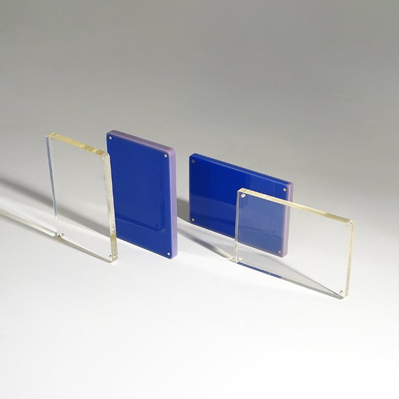Pair of Blue and Clear Perspex Photo Frames, 1970s – Plastic, Plexiglass (photo 9 of 13)